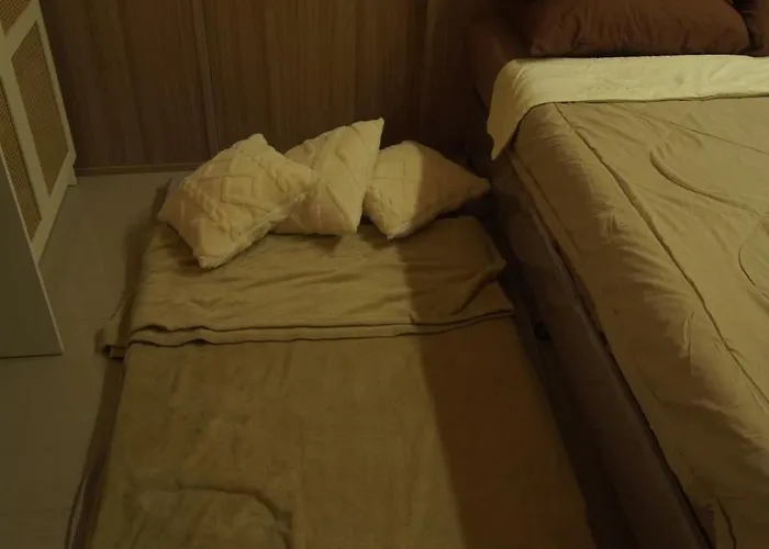 Spacious Near Moa, Naia & Smx, Netflix, Ps4 Manila